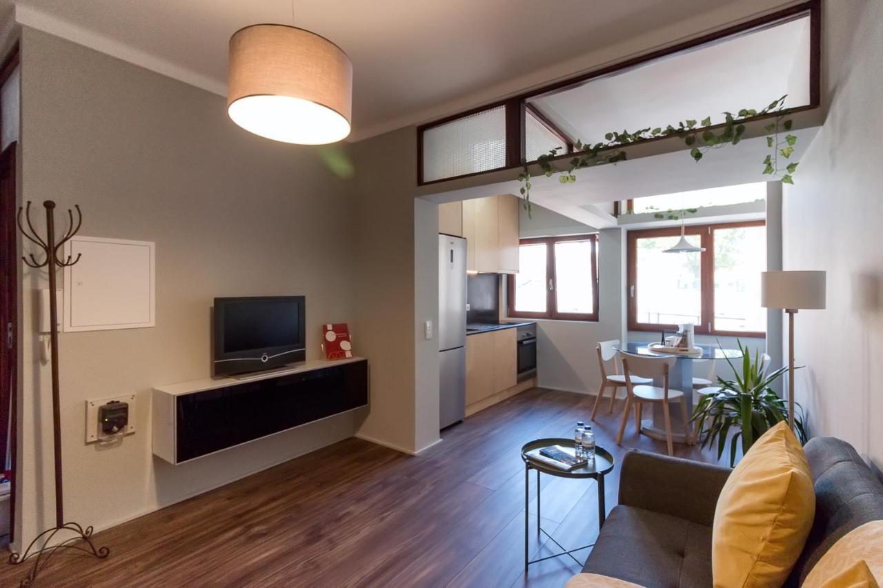 Family Trindad Flat Apartment Porto Luaran gambar
